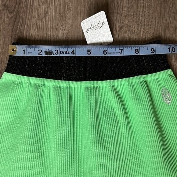 Free People Movement Prajna Seamless Shorts In Fresh Cut Size M/L - Picture 7 of 15